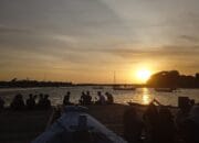 Kampung Lobster Telong-elong, Tempat Wisata Baru dengan Sunset Indahnya