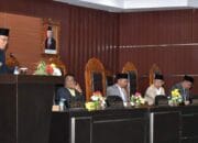 Rapat Paripurna DPRD Lombok Timur, PJ Bupati Sampaikan KUA PPAS APBD 2024