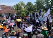 WALHI NTB bersama Ratusan Warga Karang Sidimen Demo di Kantor BPN NTB, Ini Tuntutannya!