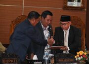 Rapat Paripurna Penetapan KUA-PPAS 2026, RAPBD Capai 3,72 Triliun