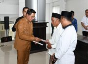 Marbot dan Guru Ngaji di Lombok Timur Terima Insentif