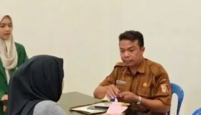 Pemdes Jerowaru Salurkan BLT-DD Tahap I 2026 ke 8 KPM