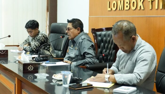 Bupati Lotim Desak PDAM Cari Sumber Baru dan Alirkan CSR ke Warga Sekitar Mata Air